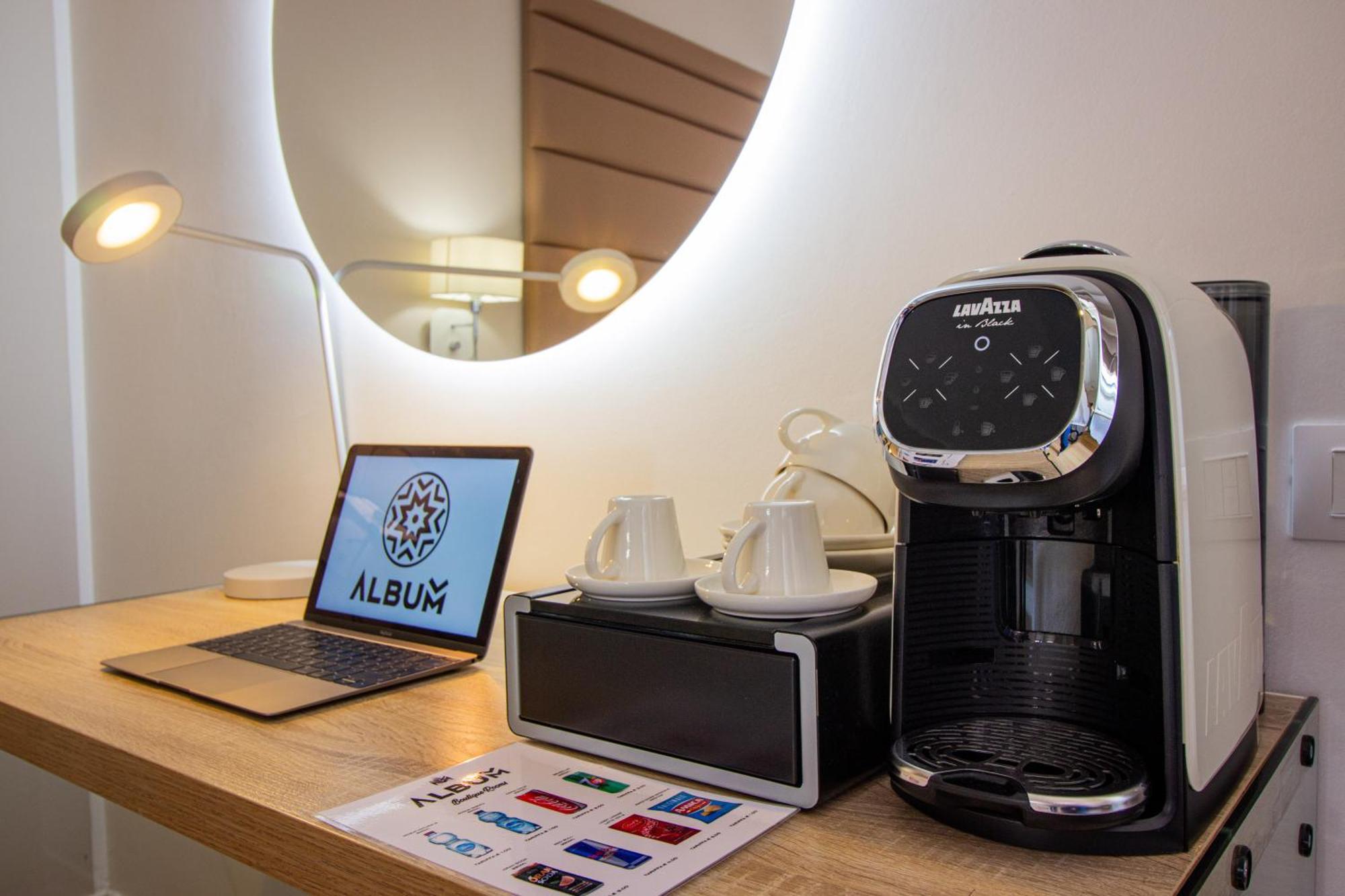 Album Boutique Rooms Sassari Exterior foto