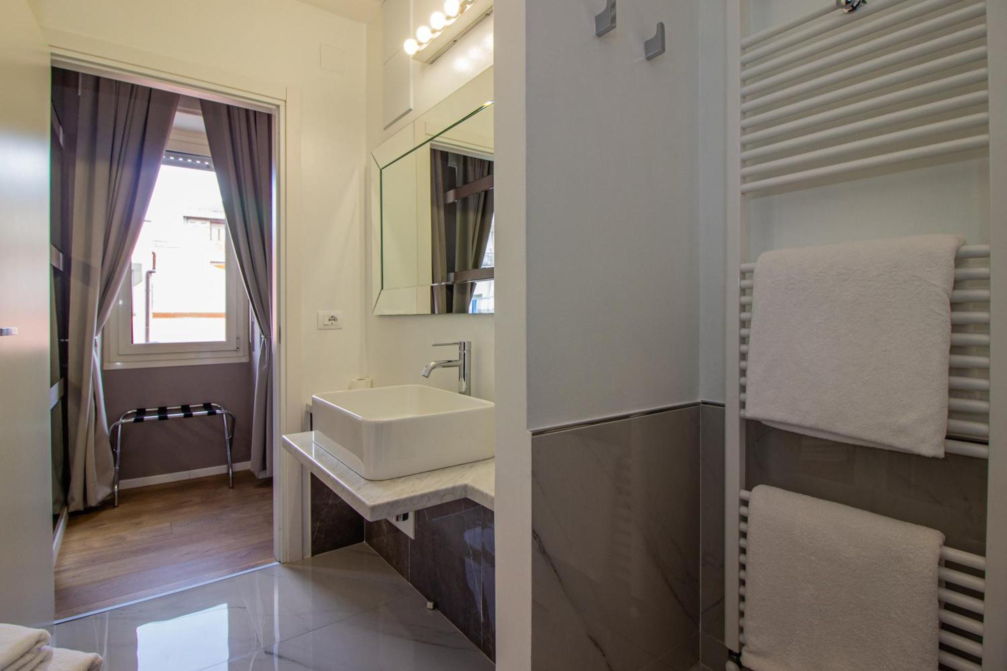 Album Boutique Rooms Sassari Exterior foto